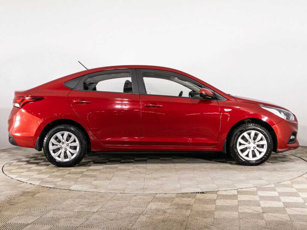 Hyundai Solaris с пробегом — 2019 год. Фото: #3