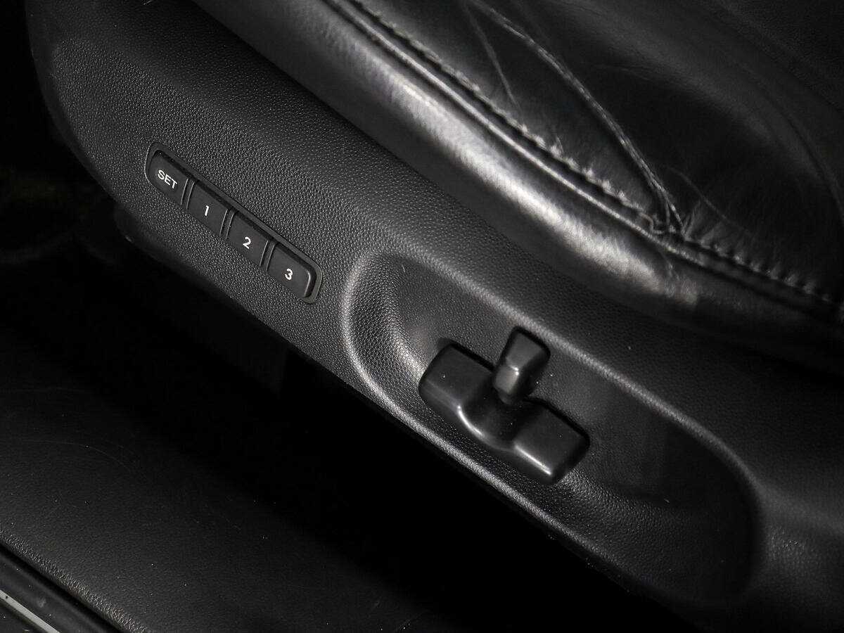 Mazda CX-7 с пробегом — 2012 год. Фото: #6