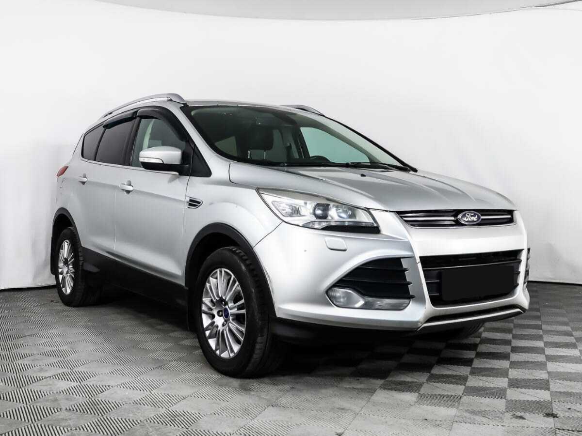 Ford Kuga с пробегом — 2014 год. Фото: #2
