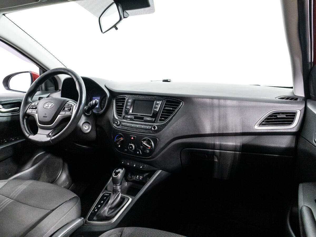 Hyundai Solaris с пробегом — 2018 год. Фото: #8