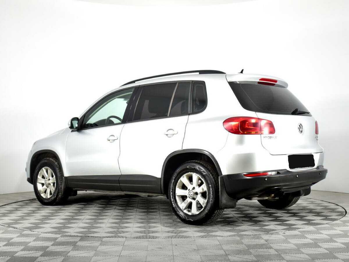 Volkswagen Tiguan с пробегом — 2012 год. Фото: #6