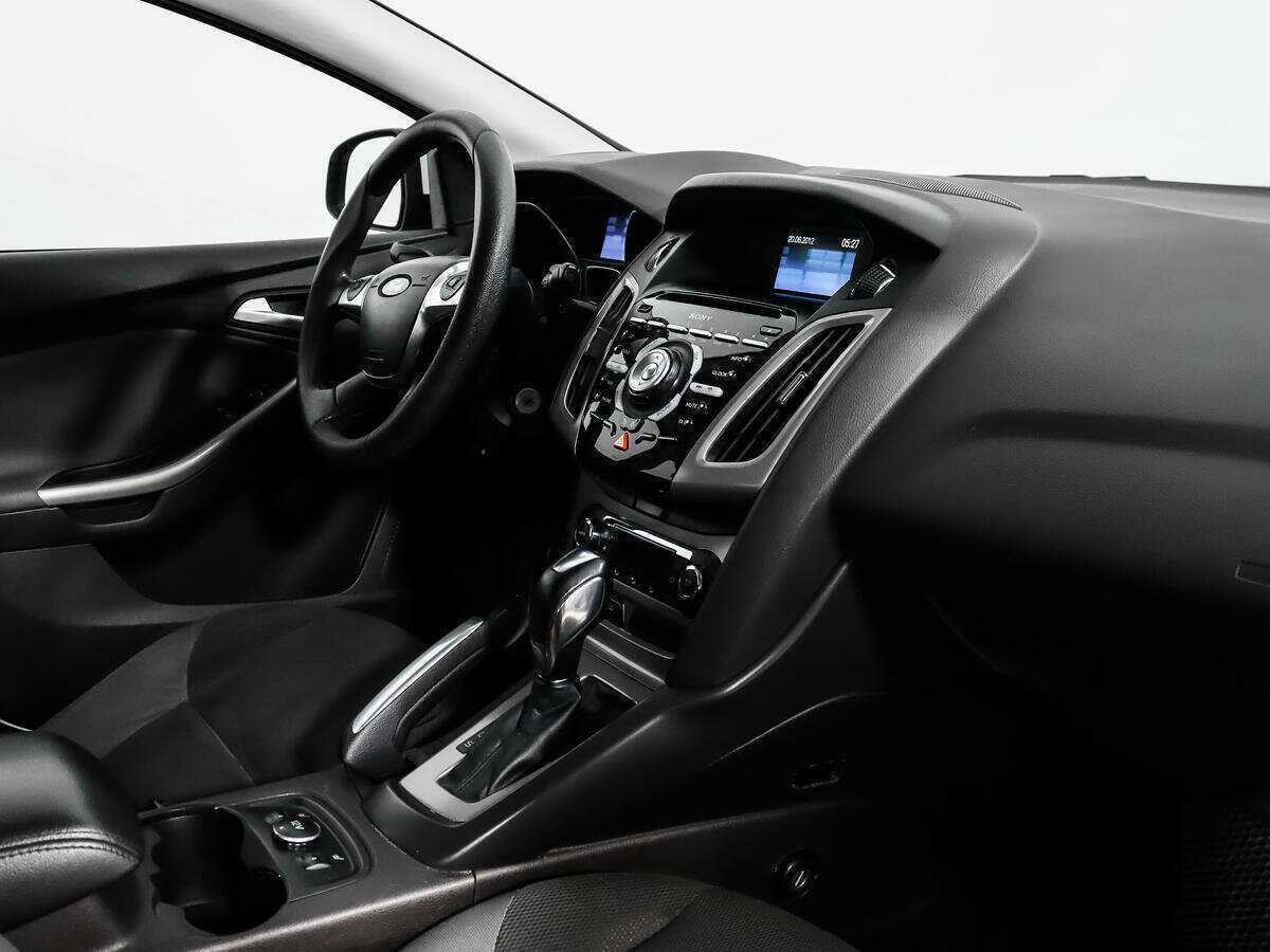 Ford Focus с пробегом — 2012 год. Фото: #10