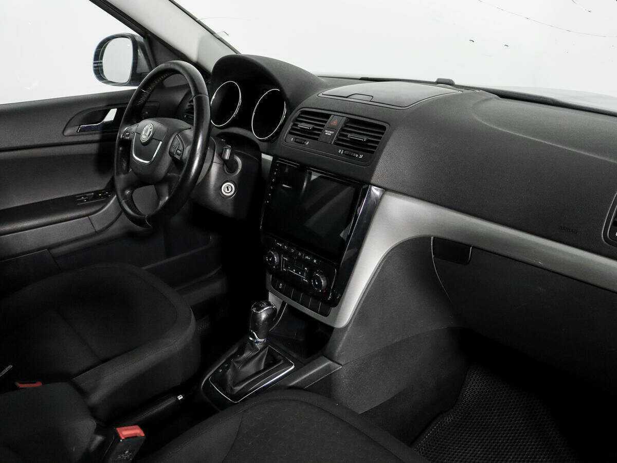 Skoda Yeti с пробегом — 2013 год. Фото: #10
