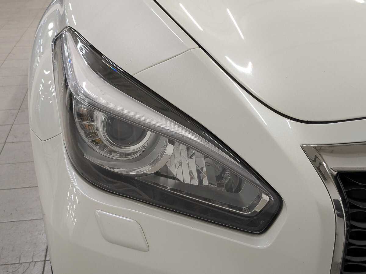 Infiniti Q70 с пробегом — 2016 год. Фото: #10