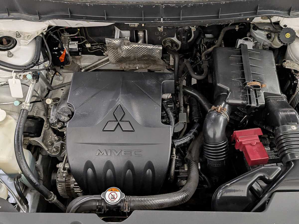 Mitsubishi ASX с пробегом — 2014 год. Фото: #8