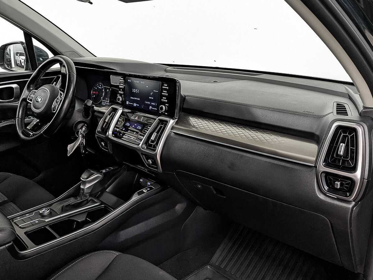 Kia Sorento с пробегом — 2021 год. Фото: #12