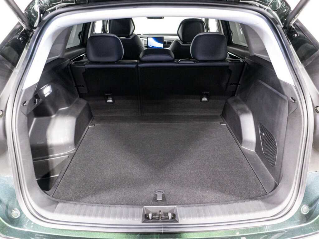 Geely Atlas с пробегом — 2023 год. Фото: #14