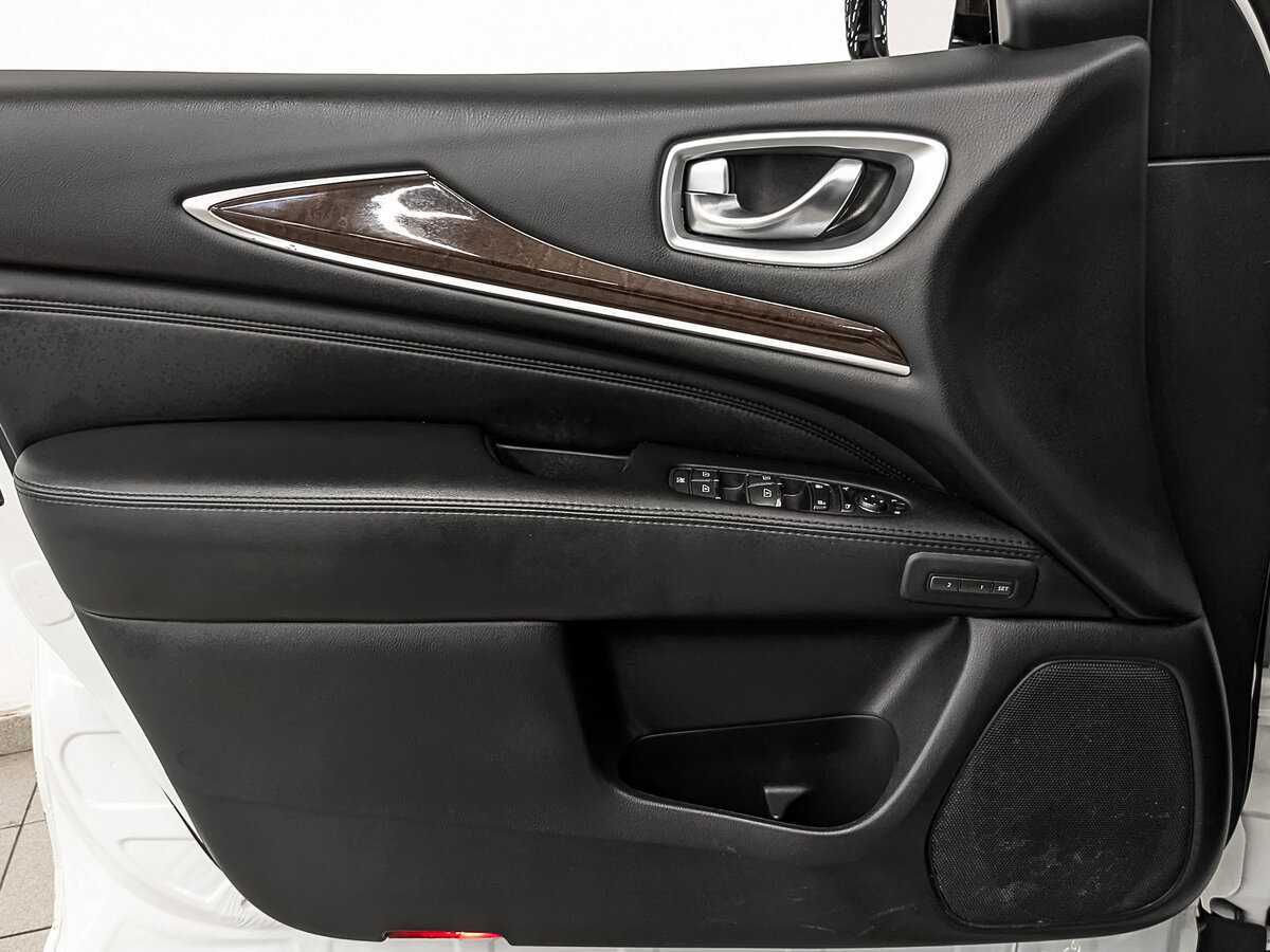 Infiniti QX60 с пробегом — 2014 год. Фото: #18