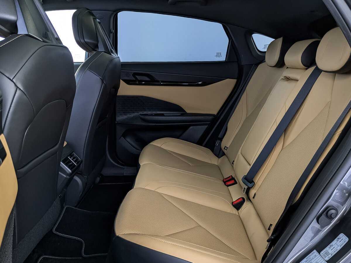 Changan UNI-V с пробегом — 2022 год. Фото: #17