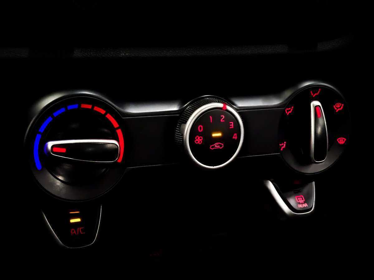 Kia Rio с пробегом — 2020 год. Фото: #22