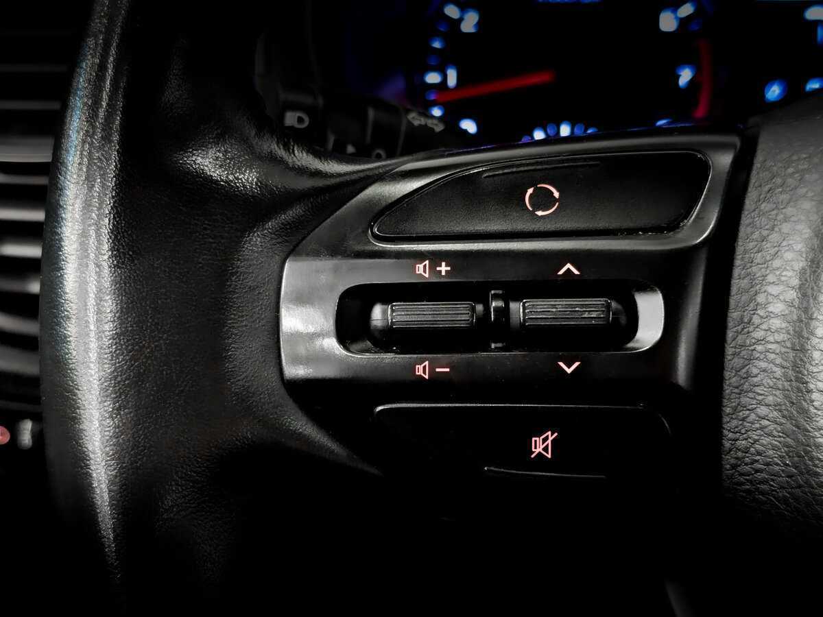 Kia Rio с пробегом — 2020 год. Фото: #23