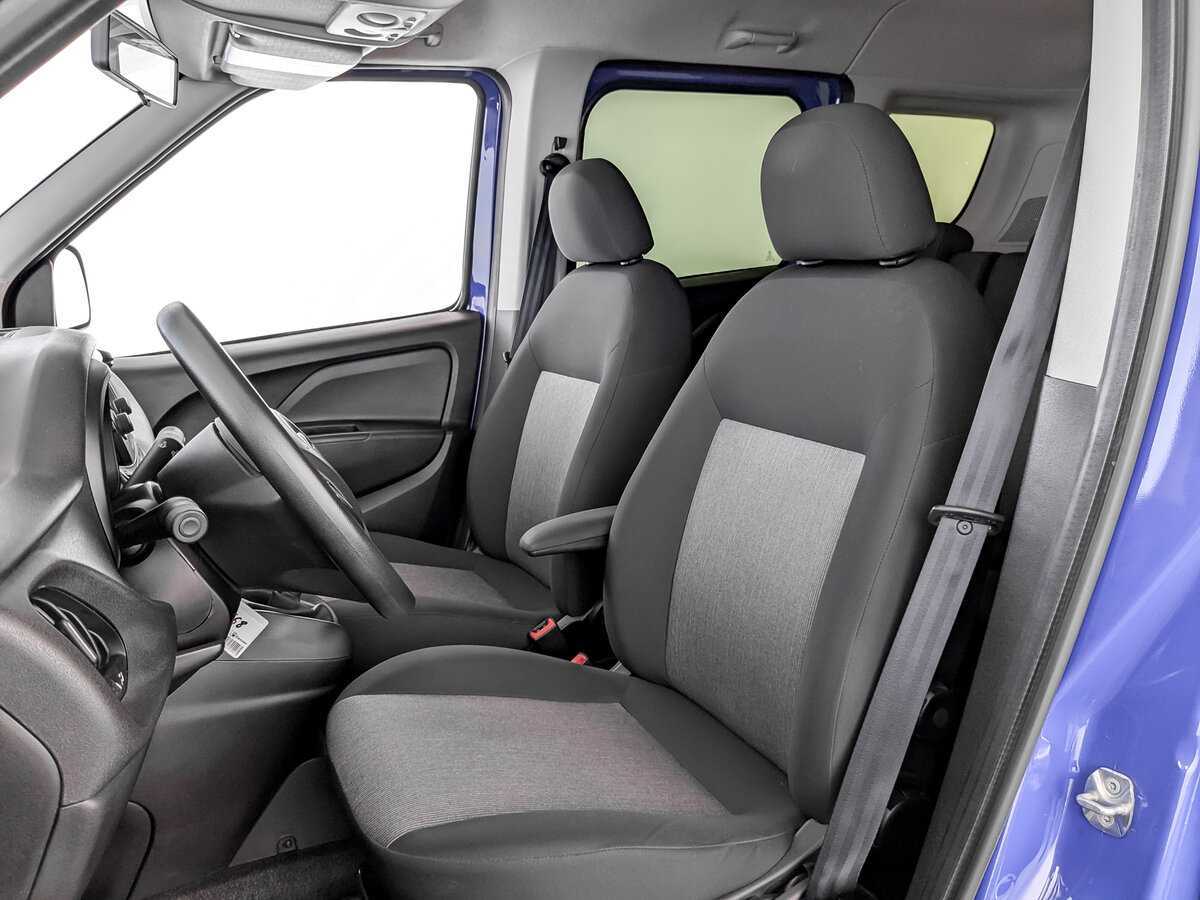 Fiat Doblo с пробегом — 2019 год. Фото: #19