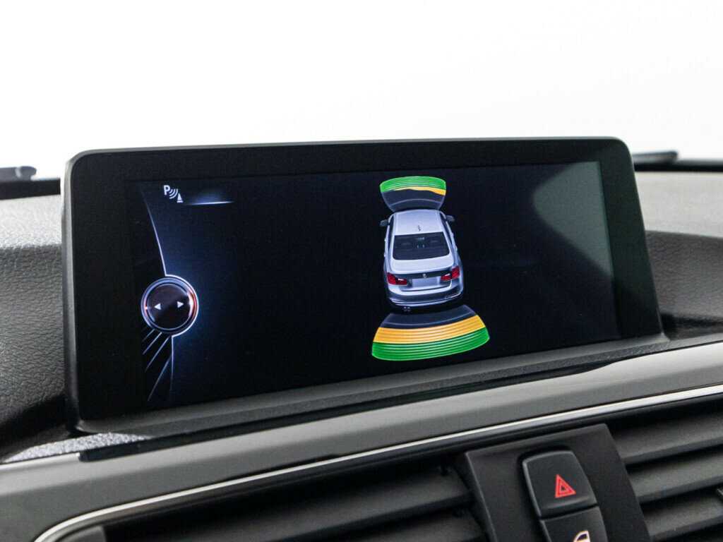 BMW 3 серии с пробегом — 2016 год. Фото: #15