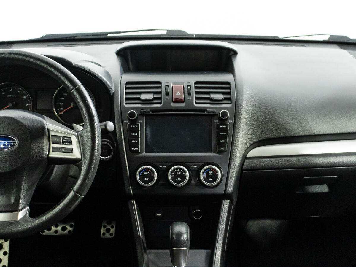 Subaru XV с пробегом — 2014 год. Фото: #13
