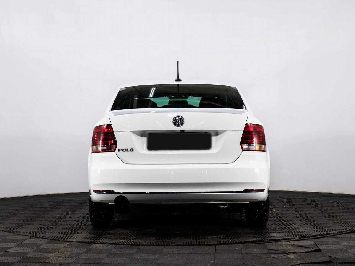 Volkswagen Polo с пробегом — 2020 год. Фото: #4