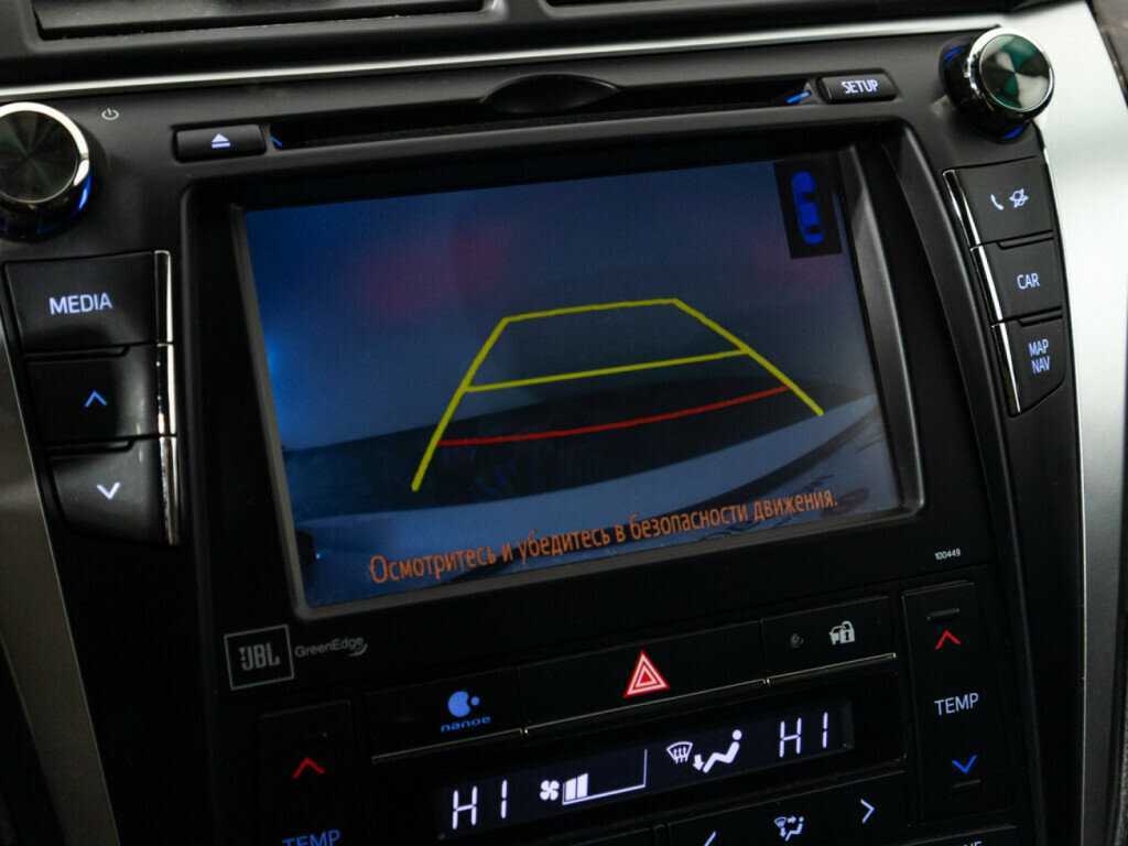 Toyota Camry с пробегом — 2015 год. Фото: #15