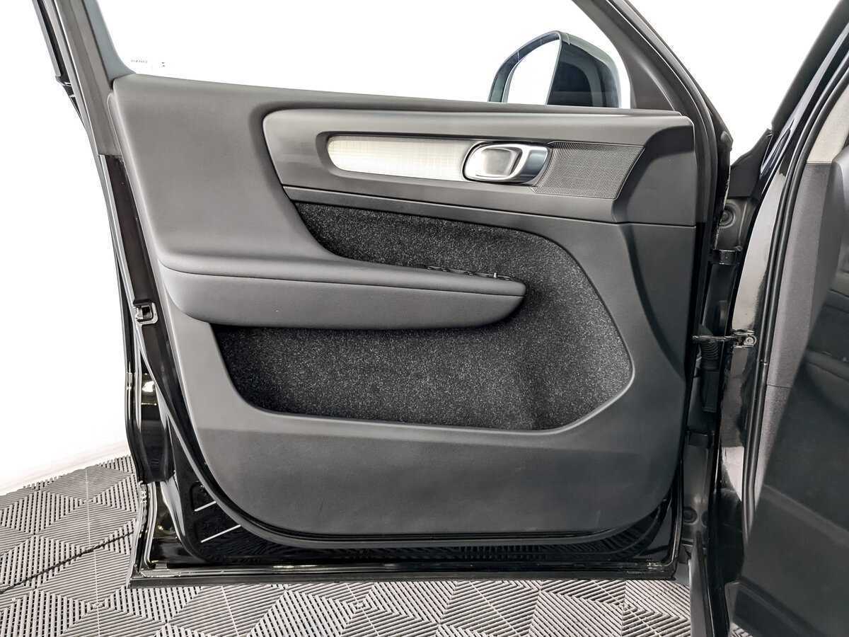 Volvo XC40 с пробегом — 2019 год. Фото: #20