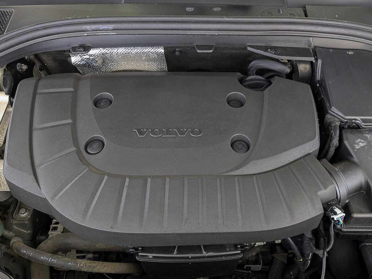 Volvo XC60 с пробегом — 2017 год. Фото: #8