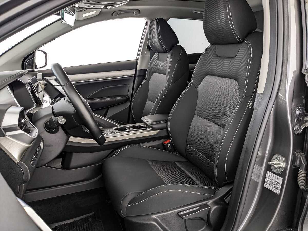 Geely Coolray с пробегом — 2023 год. Фото: #19