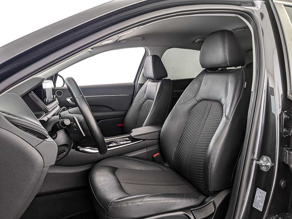 Hyundai Sonata с пробегом — 2022 год. Фото: #17