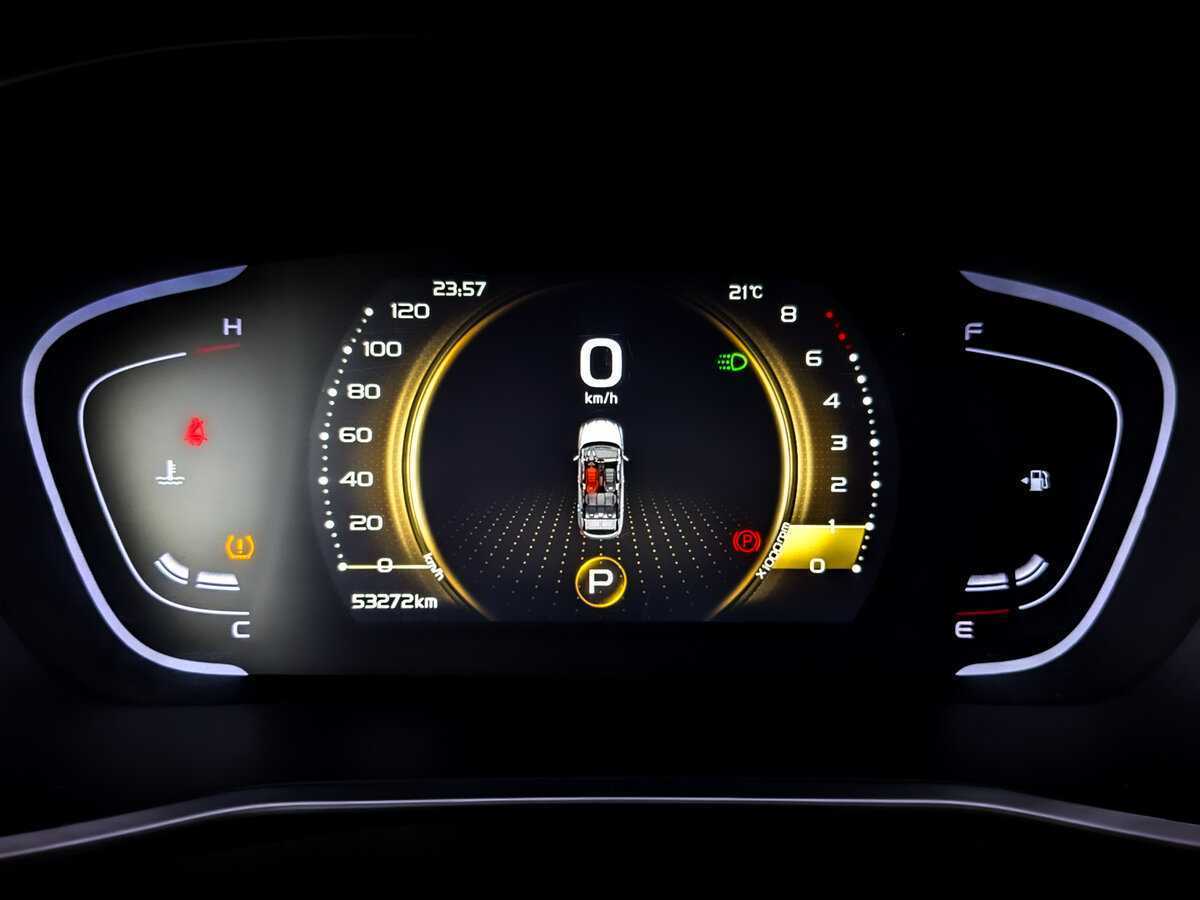 Geely Coolray с пробегом — 2022 год. Фото: #12