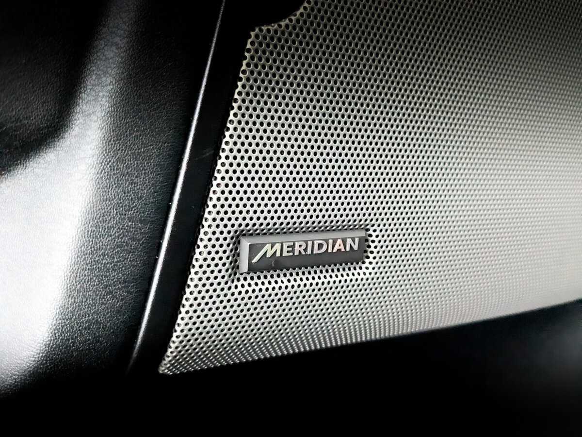 Land Rover Discovery с пробегом — 2014 год. Фото: #25