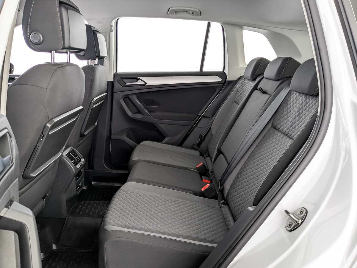 Volkswagen Tiguan с пробегом — 2020 год. Фото: #11