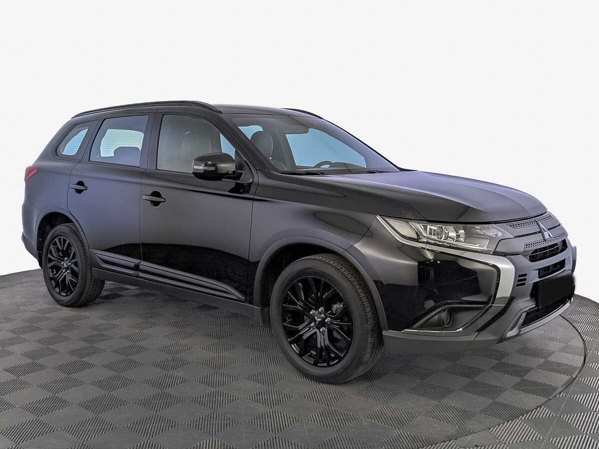 Mitsubishi Outlander с пробегом — 2021 год. Фото: #2