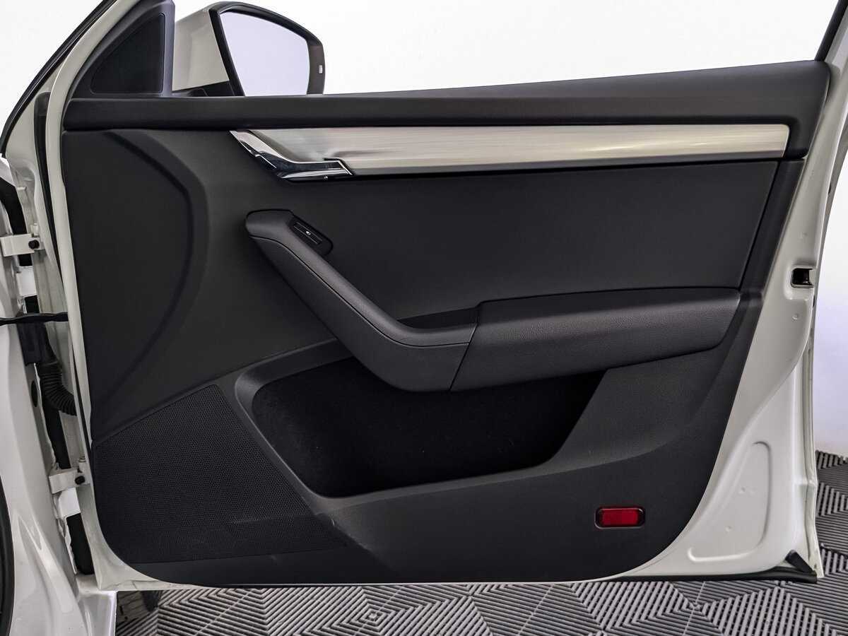 Skoda Octavia с пробегом — 2017 год. Фото: #22