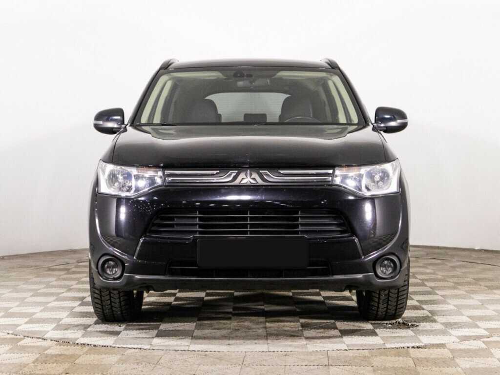 Mitsubishi Outlander с пробегом — 2012 год. Фото: #1