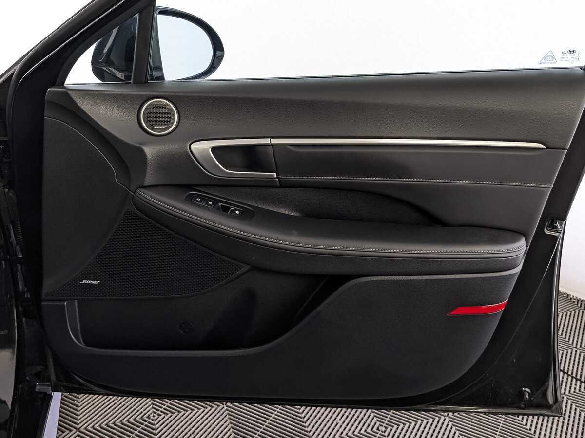Hyundai Sonata с пробегом — 2021 год. Фото: #24