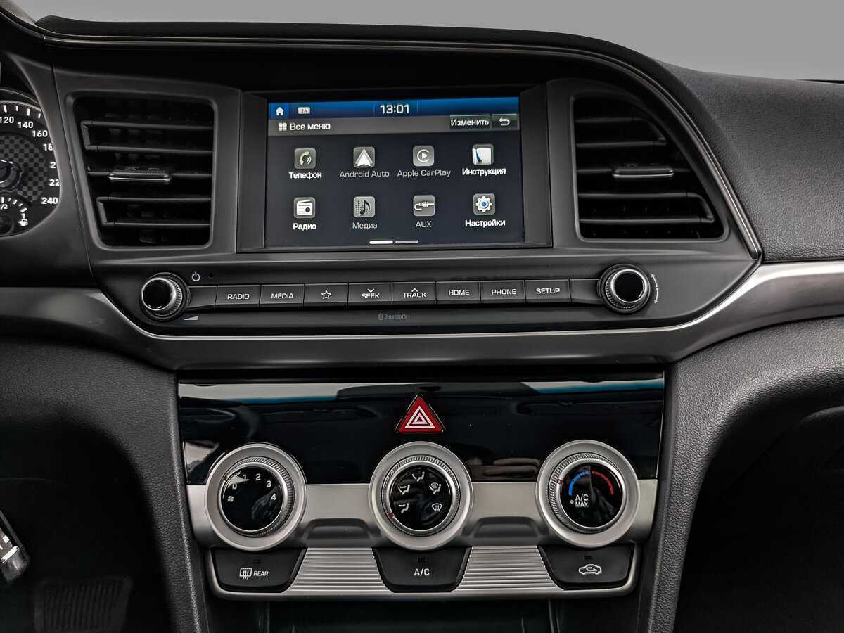 Hyundai Elantra с пробегом — 2019 год. Фото: #14