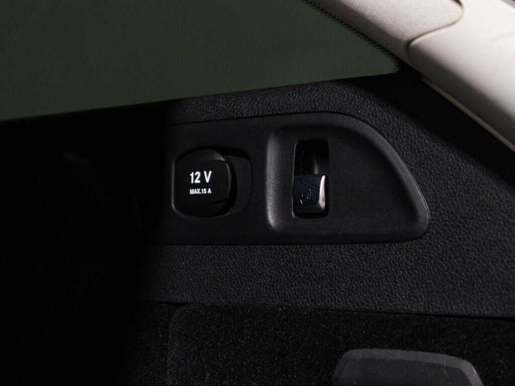 Mercedes-Benz E-Класс с пробегом — 2017 год. Фото: #15