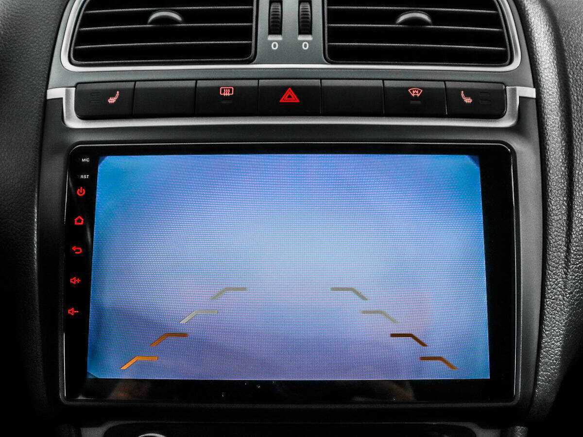 Volkswagen Polo с пробегом — 2016 год. Фото: #15