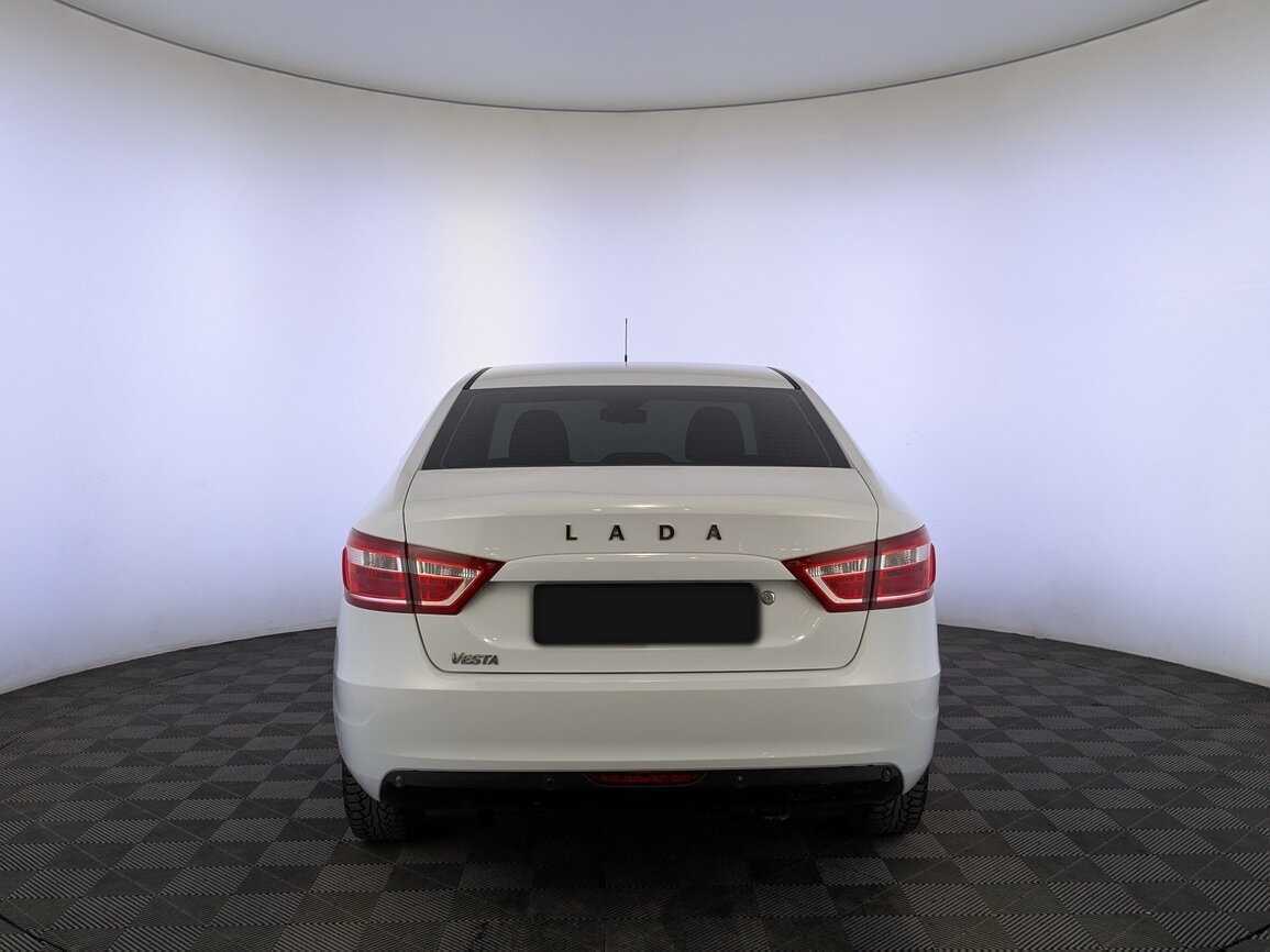 Lada (ВАЗ) Vesta с пробегом — 2016 год. Фото: #5