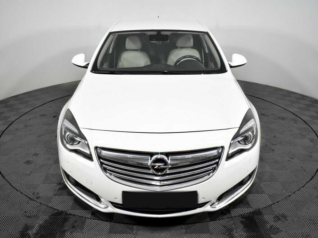 Opel Insignia с пробегом — 2014 год. Фото: #8