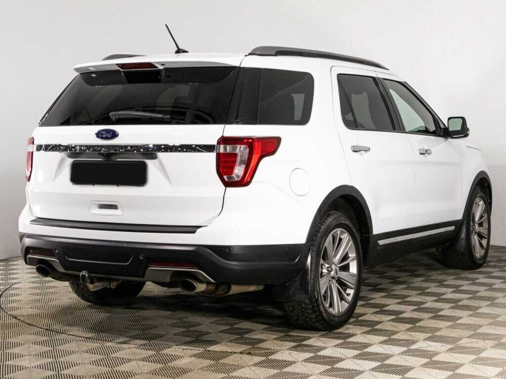 Ford Explorer с пробегом — 2019 год. Фото: #3