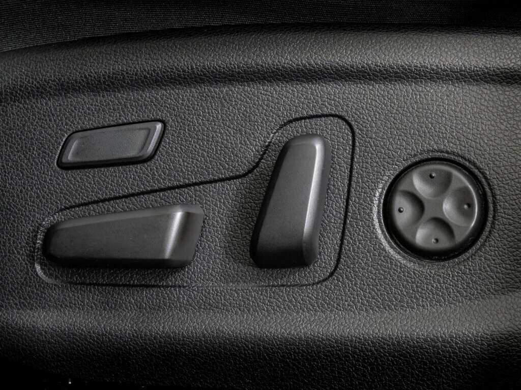 Hyundai Santa Fe с пробегом — 2018 год. Фото: #24