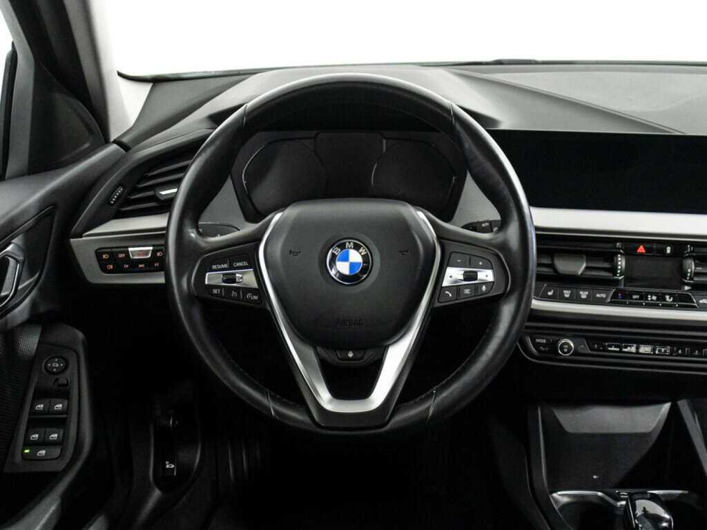 BMW 1 серии с пробегом — 2019 год. Фото: #18