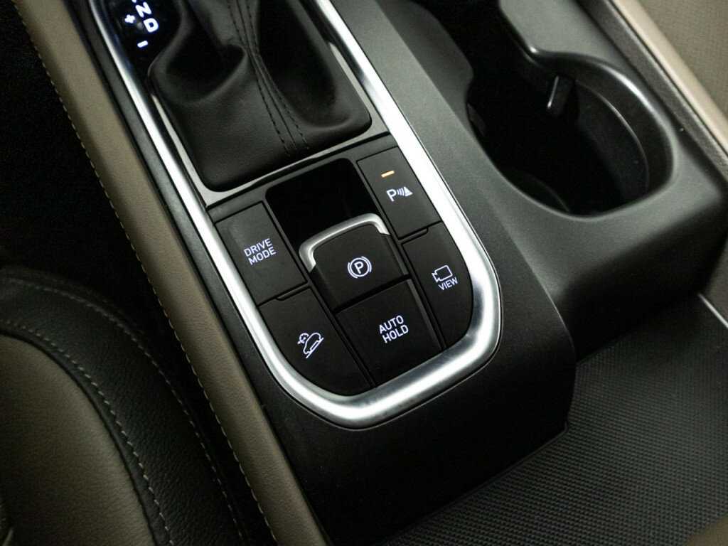 Hyundai Santa Fe с пробегом — 2019 год. Фото: #16