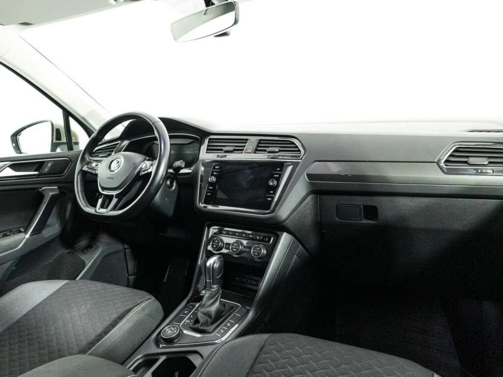 Volkswagen Tiguan с пробегом — 2018 год. Фото: #8