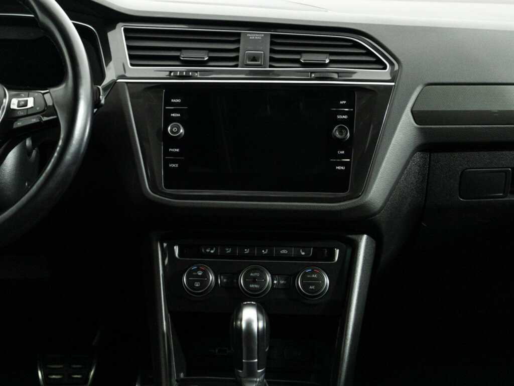 Volkswagen Tiguan с пробегом — 2018 год. Фото: #13