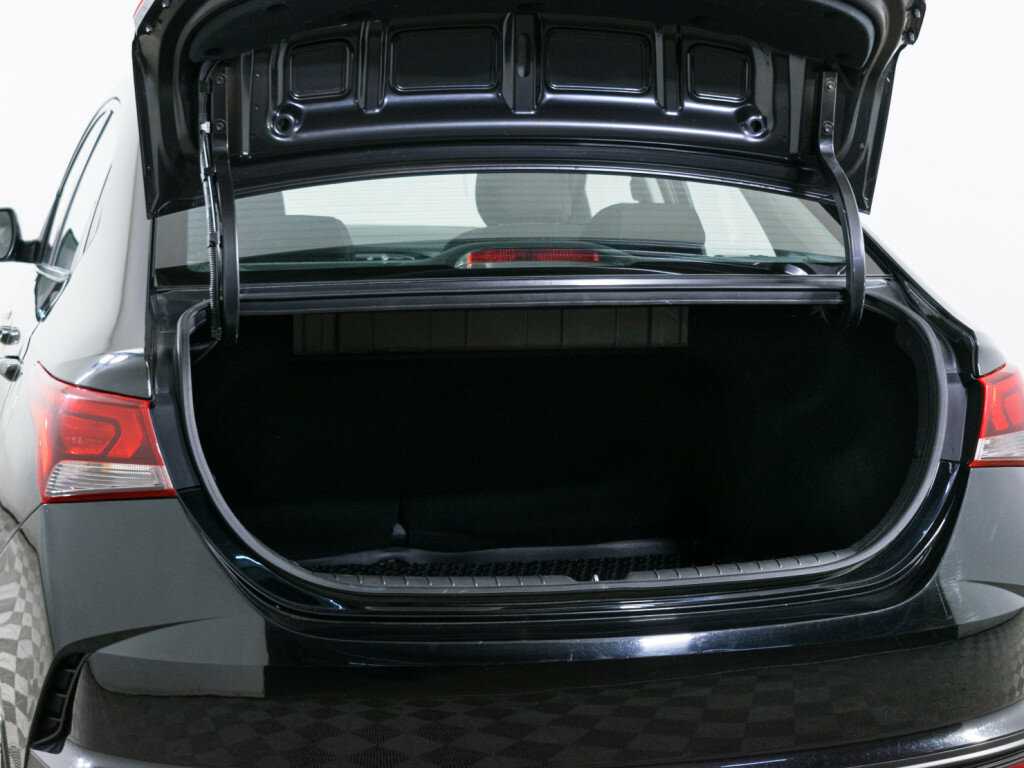 Hyundai Solaris с пробегом — 2020 год. Фото: #6