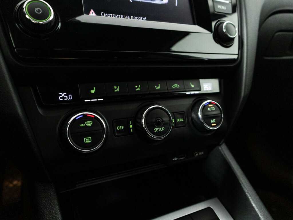 Skoda Octavia с пробегом — 2014 год. Фото: #15