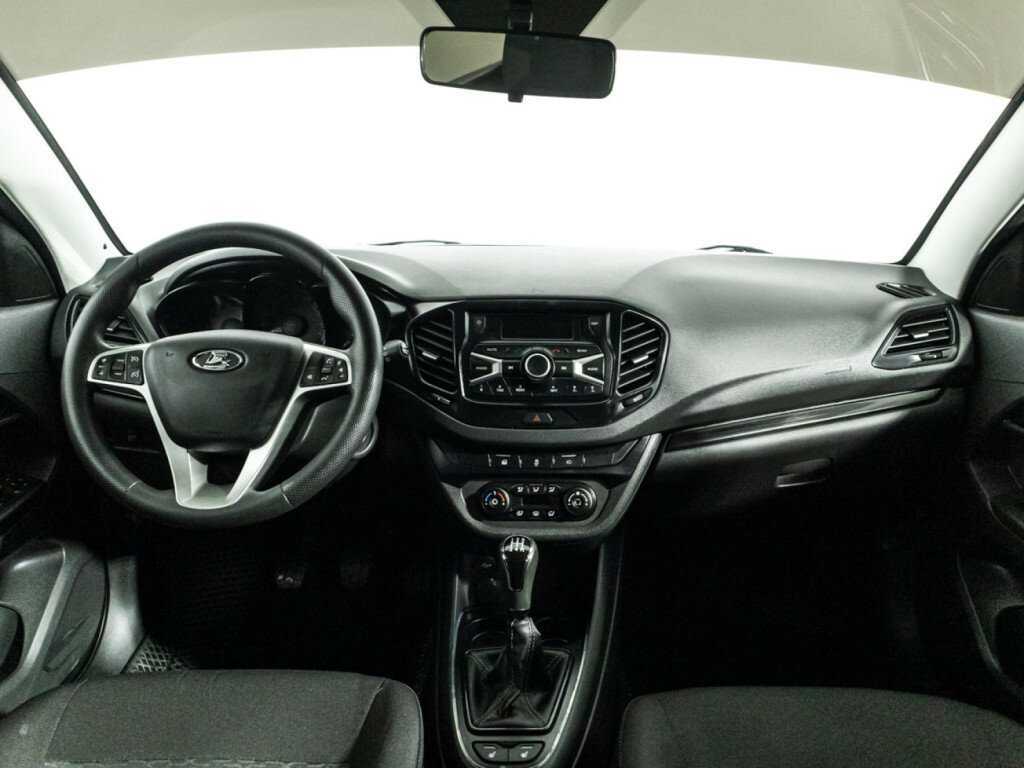 Lada (ВАЗ) Vesta с пробегом — 2019 год. Фото: #12