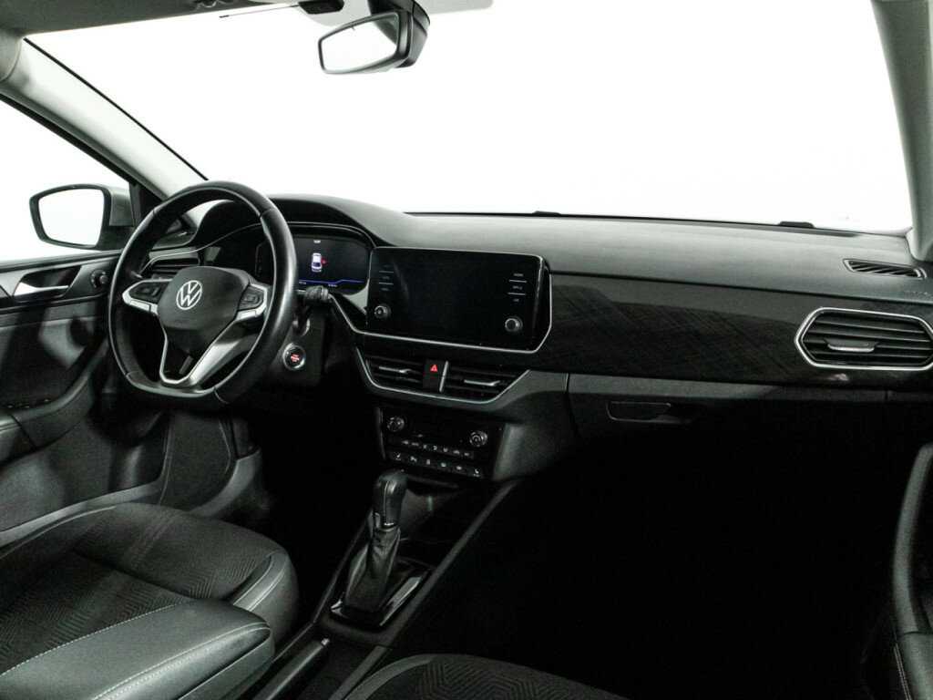 Volkswagen Polo с пробегом — 2020 год. Фото: #8