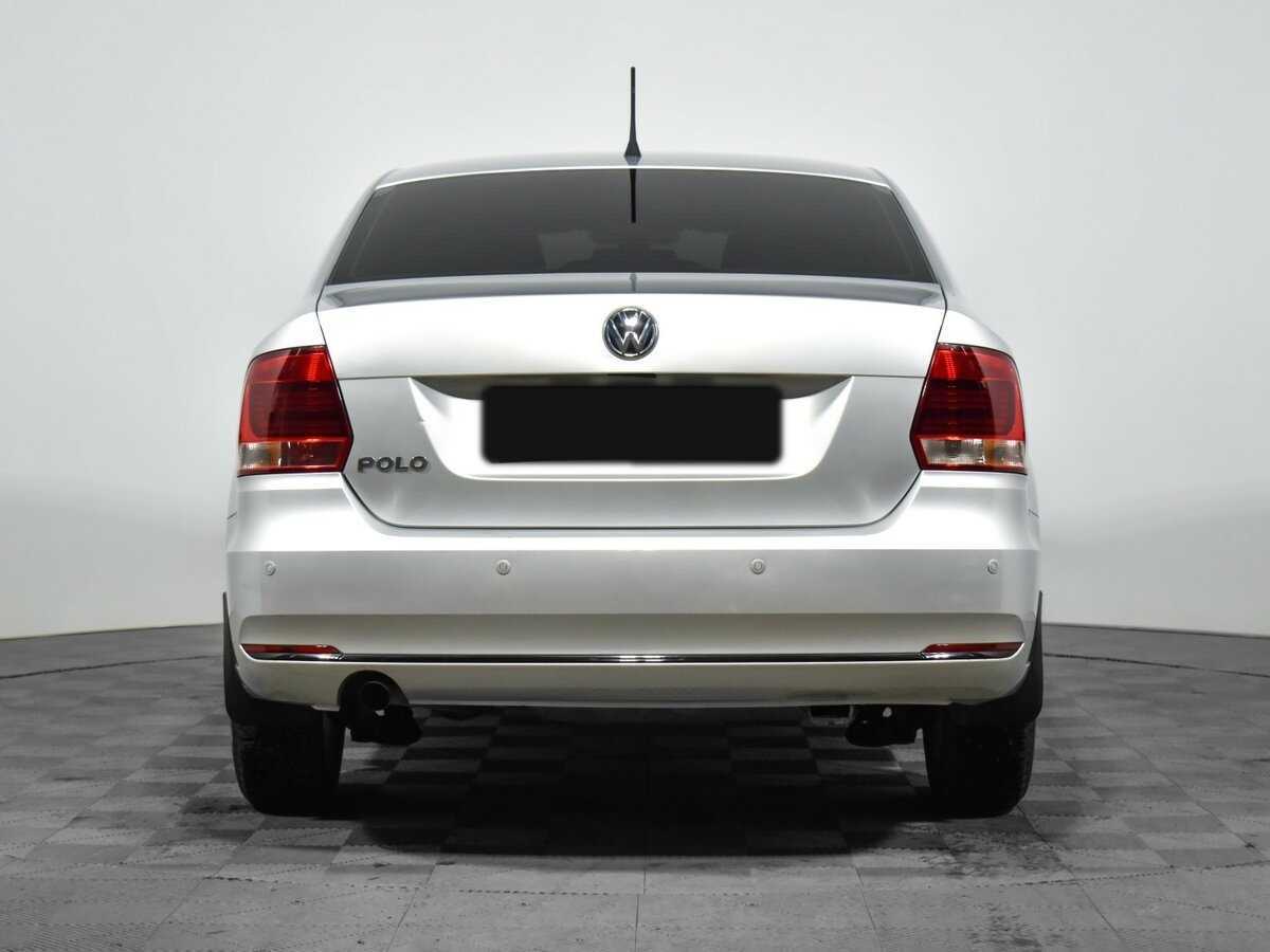 Volkswagen Polo с пробегом — 2016 год. Фото: #5