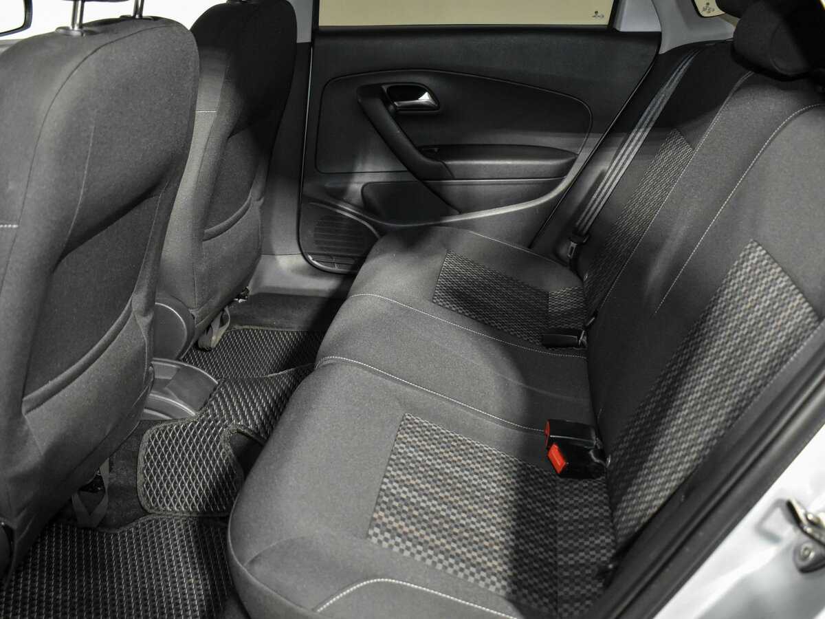 Volkswagen Polo с пробегом — 2016 год. Фото: #11