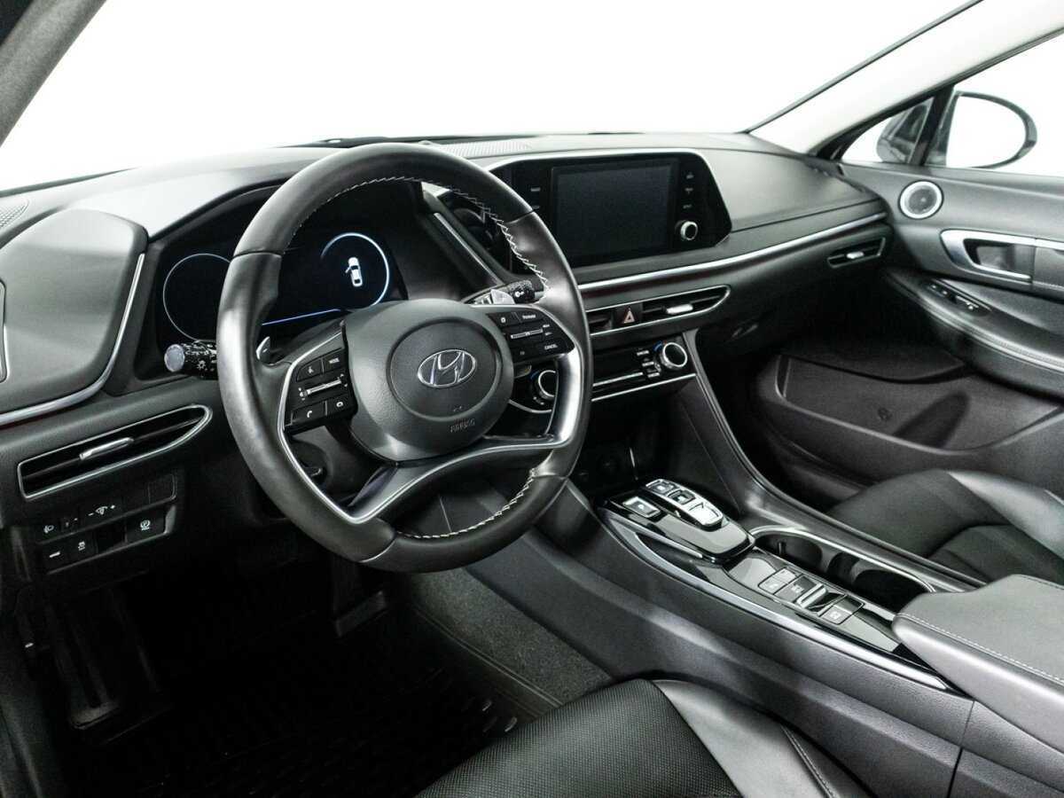 Hyundai Sonata с пробегом — 2022 год. Фото: #10