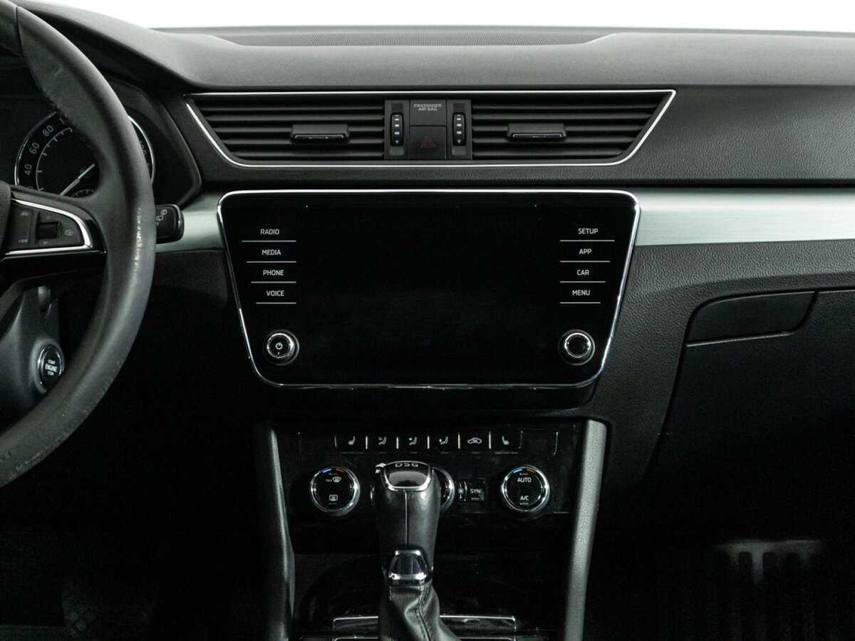 Skoda Superb с пробегом — 2019 год. Фото: #13